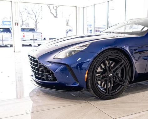 2025 Aston Martin Vantage Base