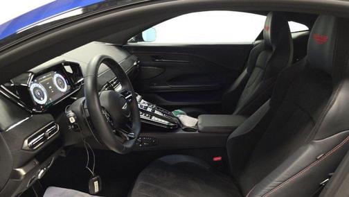 2025 Aston Martin Vantage Base