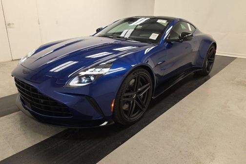 2025 Aston Martin Vantage Base