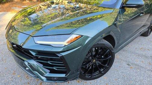 2021 Lamborghini Urus Base