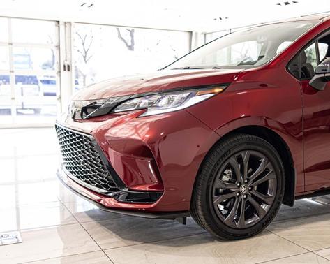 2025 Toyota Sienna XSE