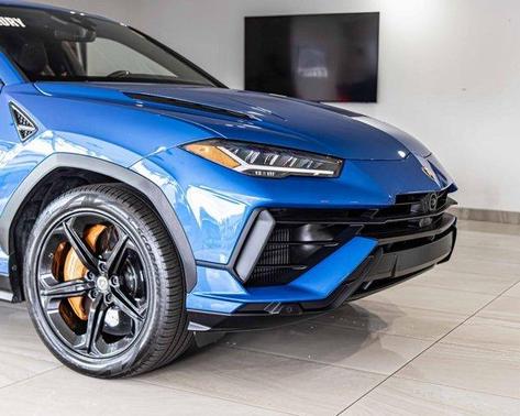 2024 Lamborghini Urus S