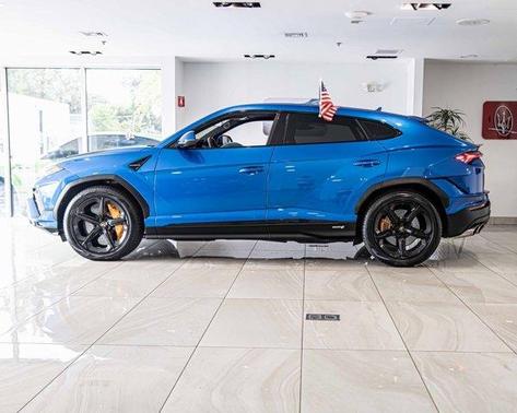 2024 Lamborghini Urus S