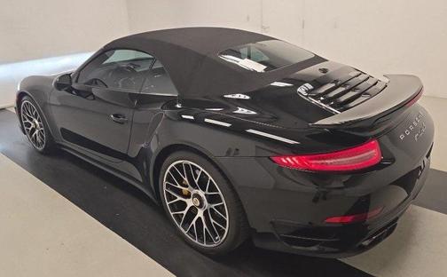 2015 Porsche 911 Turbo S
