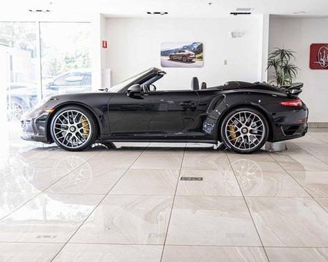 2015 Porsche 911 Turbo S