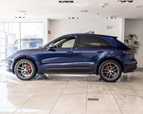 2022 Porsche Macan S