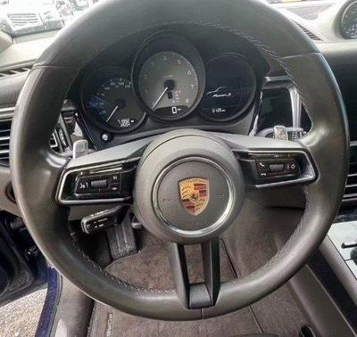 2022 Porsche Macan S