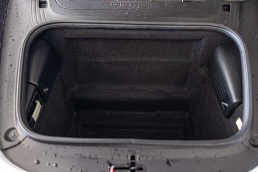 2022 Porsche 718 Cayman T