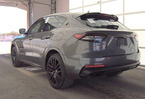 2022 Maserati Levante Modena