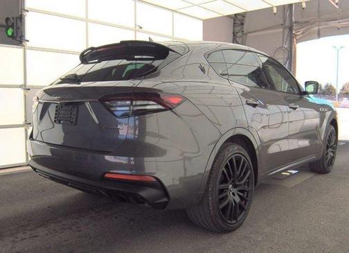 2022 Maserati Levante Modena
