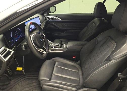 2025 BMW M440 i xDrive