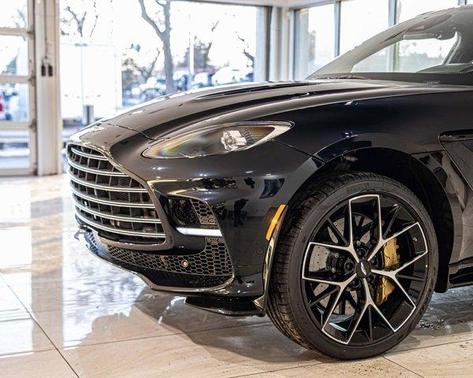 2026 Aston Martin DBX 707