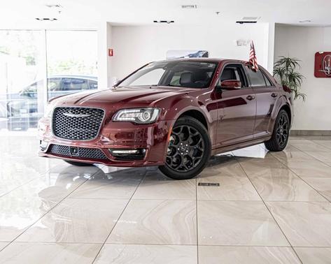 2023 Chrysler 300 Touring L