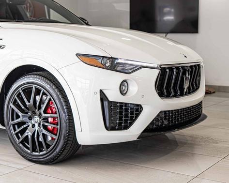 2024 Maserati Levante Modena Ultima