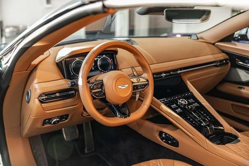 2025 Aston Martin DB12 Volante
