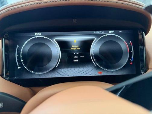 2025 Aston Martin DB12 Volante