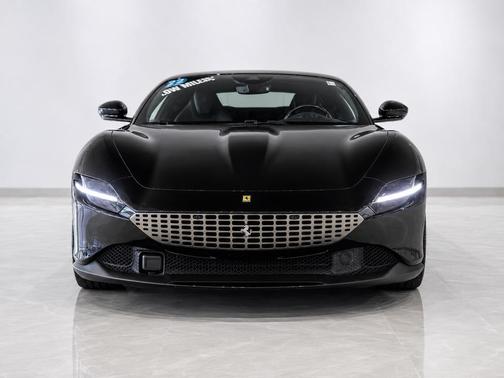 Nero Daytona Metallic 2022 Ferrari Roma Base