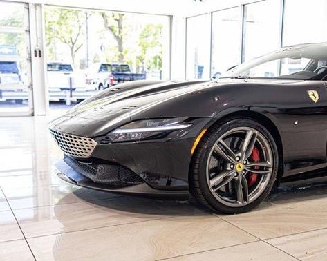 Nero Daytona Metallic 2022 Ferrari Roma Base