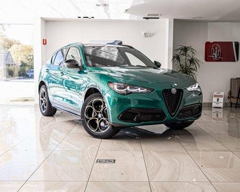 2025 Alfa Romeo Stelvio Base