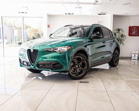 2025 Alfa Romeo Stelvio Base