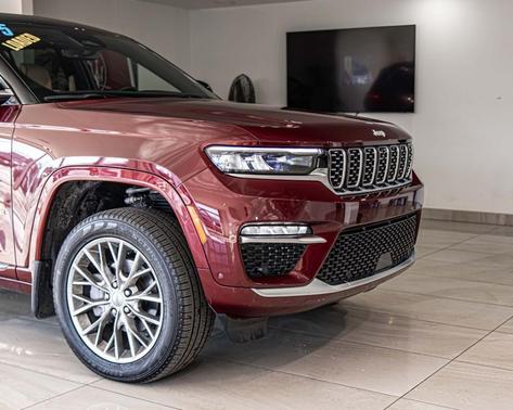 2025 Jeep Grand Cherokee Summit