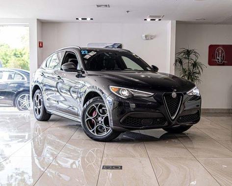 Vulcano Black Metallic 2022 Alfa Romeo Stelvio Ti