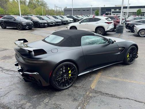 2023 Aston Martin Vantage