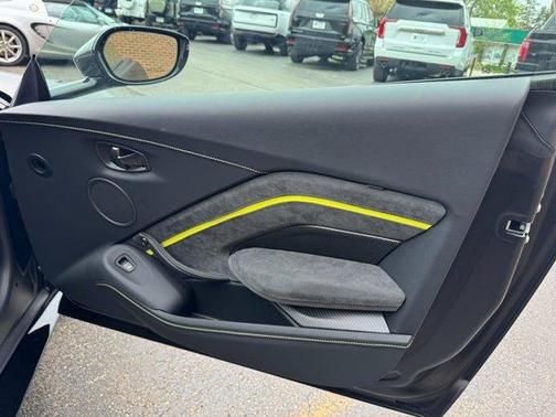 2023 Aston Martin Vantage