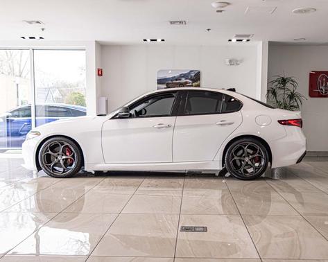 Alfa White 2019 Alfa Romeo Giulia Ti