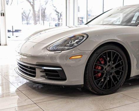 2019 Porsche Panamera Base