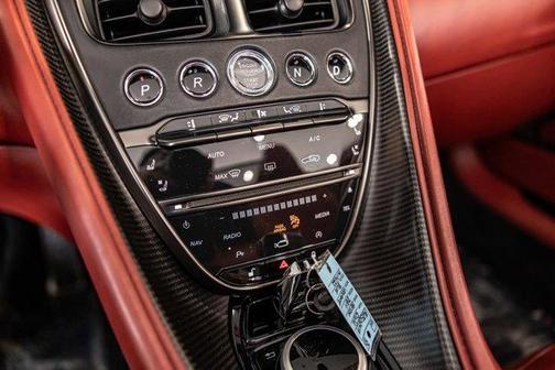 2022 Aston Martin DB11 Volante