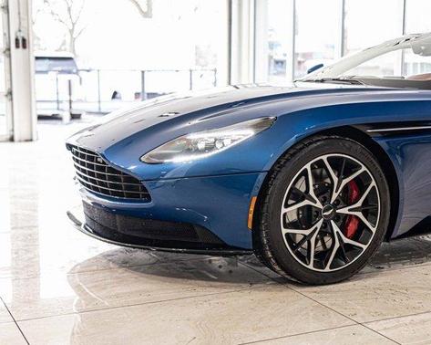 2022 Aston Martin DB11 Volante