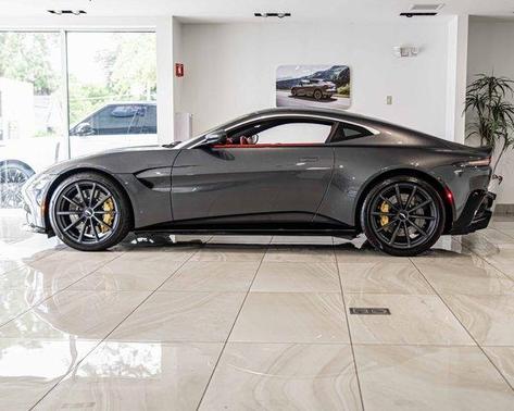 2023 Aston Martin Vantage Base