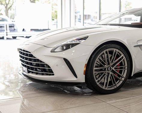 Lunar White 2026 Aston Martin Vantage Base