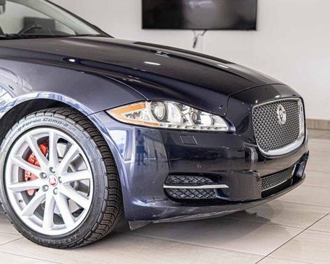 2015 Jaguar XJ Base