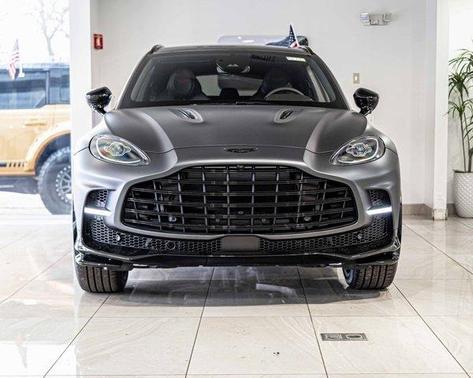2025 Aston Martin DBX 707