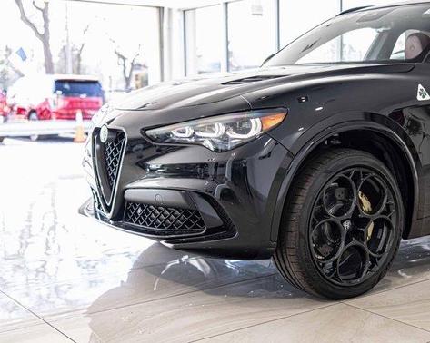 2024 Alfa Romeo Stelvio Quadrifoglio