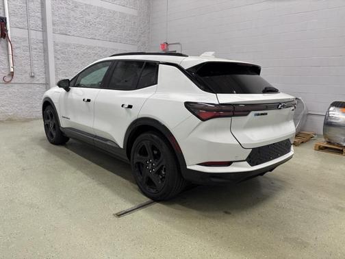 2024 Chevrolet Equinox EV RS