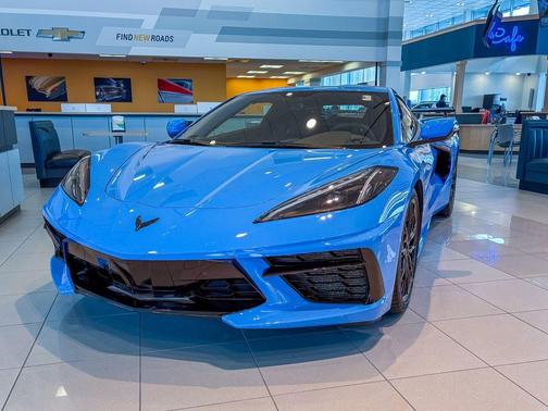 Rapid Blue 2023 Chevrolet Corvette Stingray w/1LT