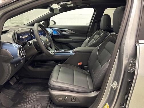 2026 Chevrolet Equinox EV LT 2