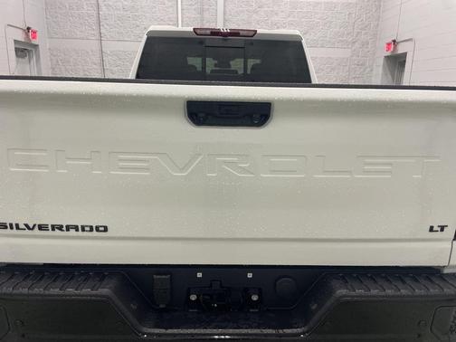 2025 Chevrolet Silverado 3500 LT