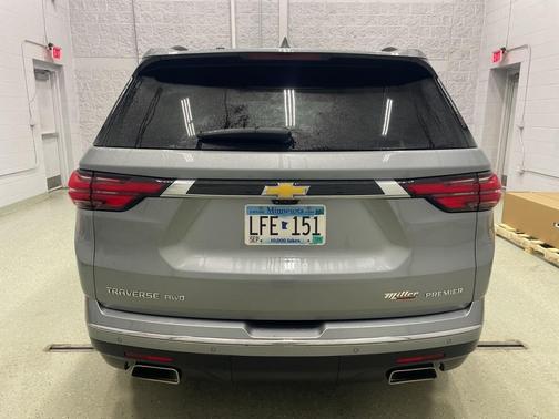 2023 Chevrolet Traverse Premier