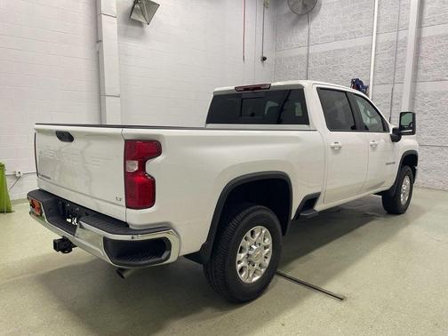 2025 Chevrolet Silverado 3500 LT