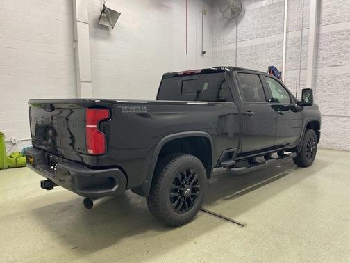 2025 Chevrolet Silverado 3500 LTZ