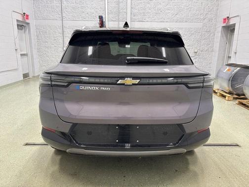 2026 Chevrolet Equinox EV LT 2