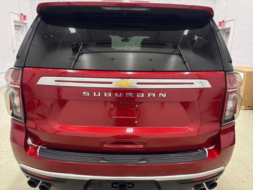 2021 Chevrolet Suburban High Country