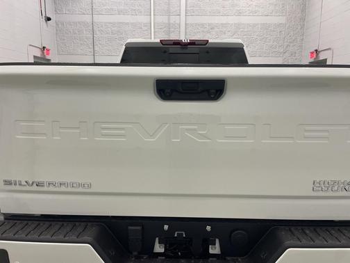 2025 Chevrolet Silverado 3500 High Country