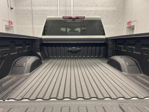 2025 Chevrolet Silverado 3500 High Country