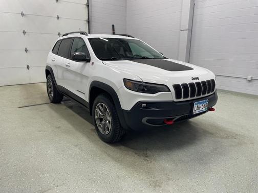 2020 Jeep Cherokee Trailhawk
