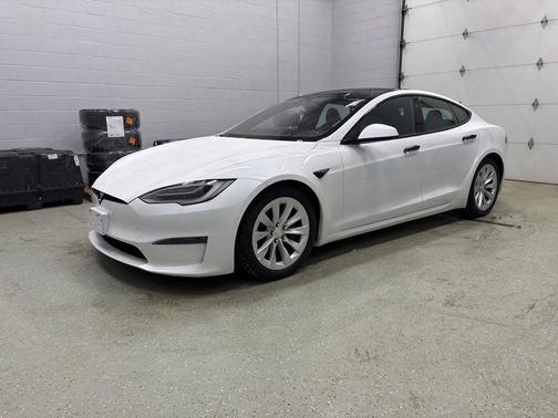 2021 Tesla Model S Plaid